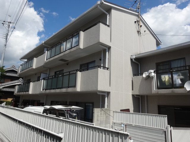 グレード山中の外観