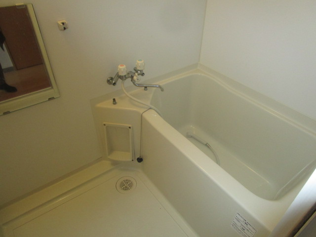 コーポ翼の浴室