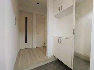 【玄関】 | 東山本新町　新築戸建