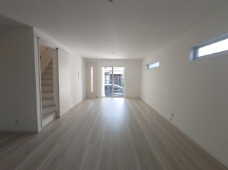 【居間・リビング】 | 東山本新町　新築戸建