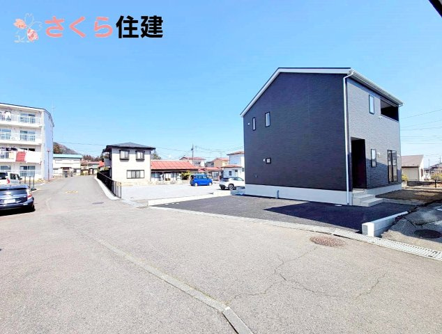 クレイドルガーデン日光市豊田　第3　1号棟の前面道路含む現地写真|閑静な住宅街の一角になります