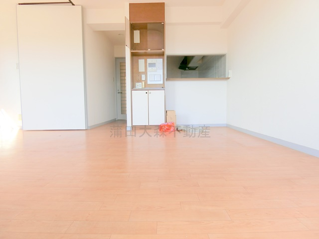 南雪谷サンハイツの居間・リビング