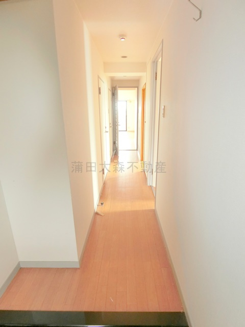 南雪谷サンハイツの玄関