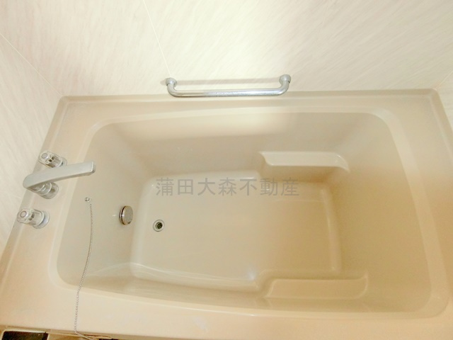 南雪谷サンハイツの浴室