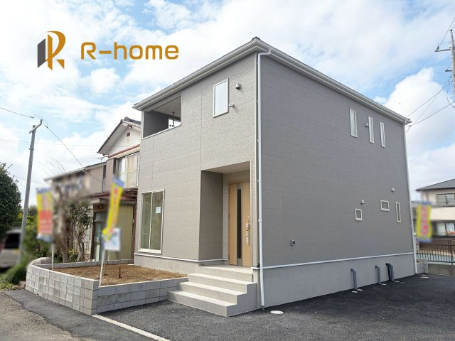 龍ケ崎市川余郷第1　新築戸建て　1号棟の外観|建物完成いたしました！ご予約で『平日』や『夕方』などでもご見学可能です！