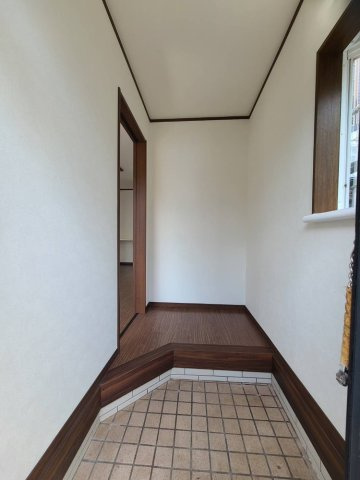【玄関】 | 大和市福田  中古戸建   全1棟