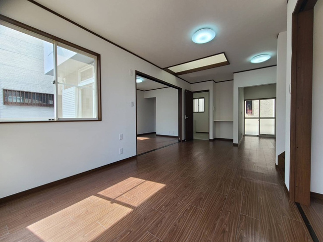 【居間・リビング】 | 大和市福田  中古戸建   全1棟