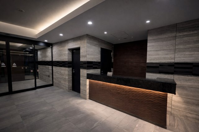 プレサンスロジェ金山駅前のその他共用部分|管理の行き届いた、安心感のあるエントランス