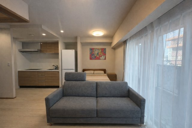 プレサンスロジェ金山駅前