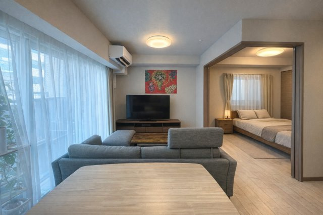 プレサンスロジェ金山駅前の居間・リビング|LDK
※掲載写真内の小物等は、CG加工により一部消去しております。