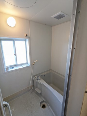 【浴室】 | ベルクール長者原