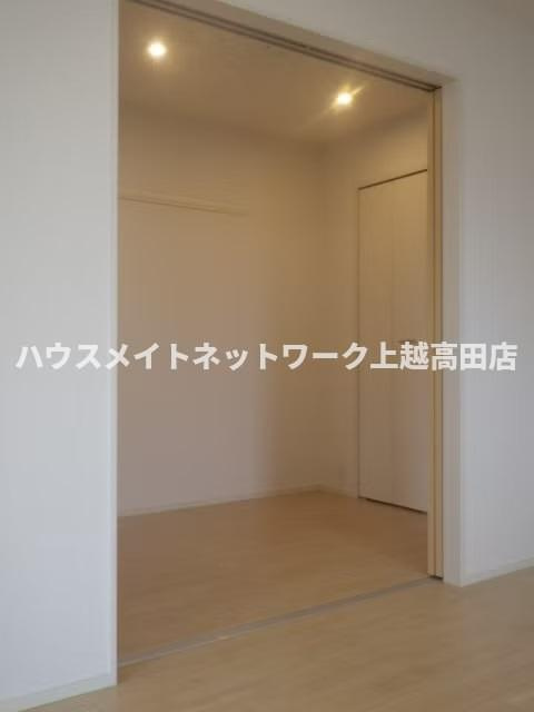 プレジールの洋室|洋室3.4帖