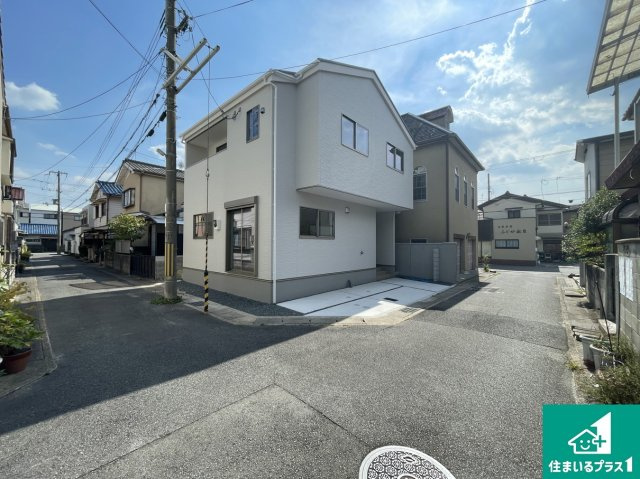 ★29(土)30(日)現地見学可能！★京都市伏見区向島立河原町　限定1邸の前面道路含む現地写真|周辺は閑静な住宅街！前面道路広々で車の出し入れも便利です。駐車が苦手な方でも安心して車庫入れできます！