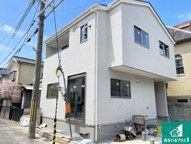 京都市伏見区向島立河原町　第4期　新築一戸建ての外観|周辺は落ち着いた街並みの住宅地！子育てがしやすい住環境です！まだ未完成ですが、現地でしかわからない事もございます。是非一度ご覧ください。