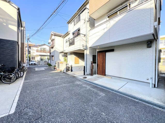 大庄西町2丁目の前面道路含む現地写真