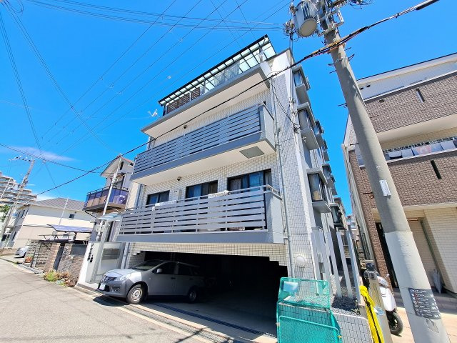 ゴーディ甲子園1番館の外観