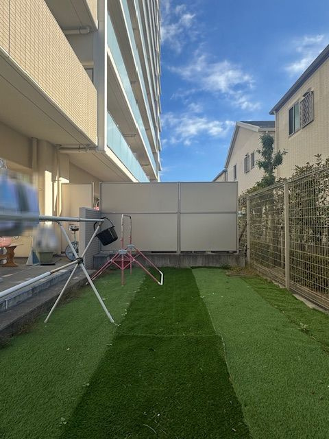 グリーンゲートレジデンス　イーストウイングの庭|専用庭