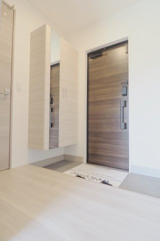 クレールRFの玄関