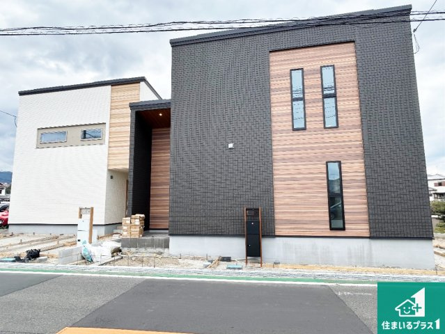 泉南郡熊取町大宮　新築一戸建ての外観|安心の10年保証！外観を美しく保ち、雨水で汚れを落とします！気になることがありましたら、お気軽にお問い合わせください！