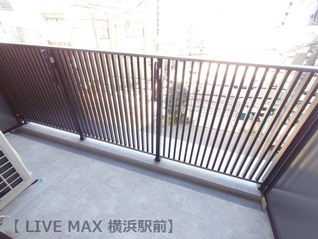 【バルコニー】パークアクシス横浜伊勢佐木町通り