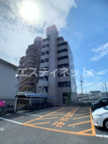 サード・サワータウンの外観