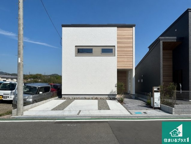 泉南郡熊取町大宮　新築一戸建ての外観|安心の10年保証！外観を美しく保ち、雨水で汚れを落とします！気になることがありましたら、お気軽にお問い合わせください！