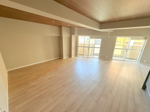 明石アーバンライフの居間・リビング