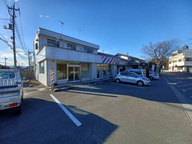 関根店舗1F南側の外観