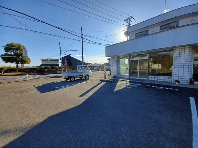 関根店舗1F南側の外観