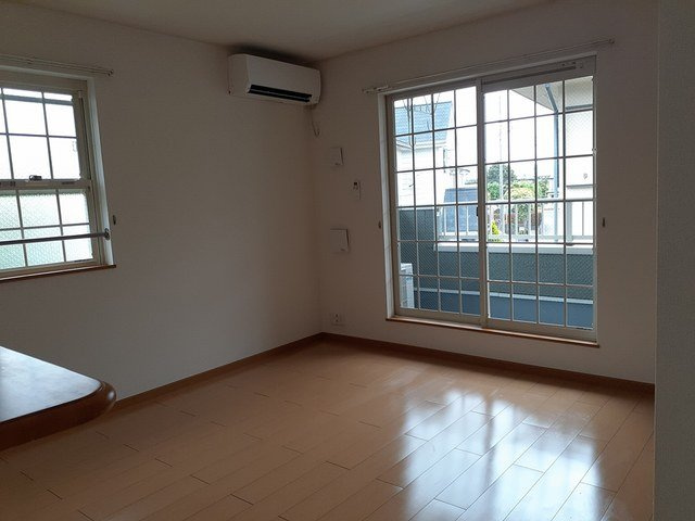 ジュイールⅡの居間・リビング