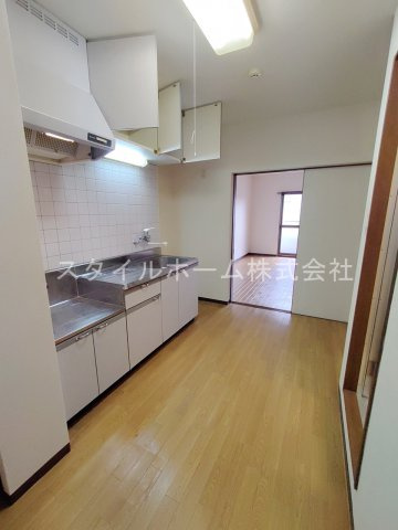 ベルデパルクの内装|別部屋写真です。