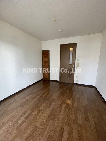 タカノハイム天神橋の居間・リビング|使いやすい居間です