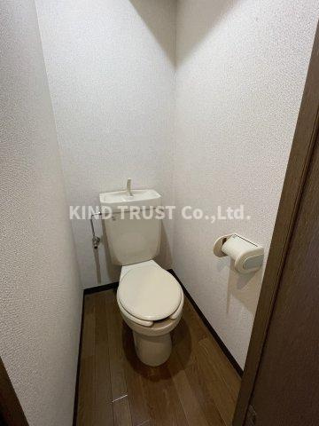 タカノハイム天神橋のトイレ|シンプルで使いやすいトイレです