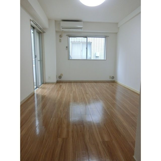 ＹＭＤ新宿ビルの寝室