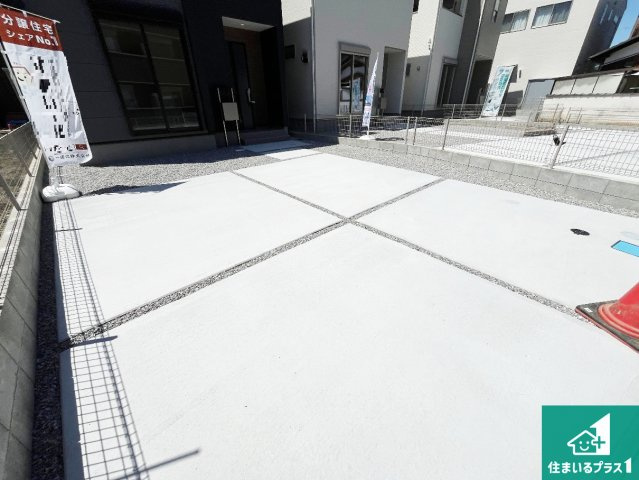 ★甲賀市水口町八坂　新築一戸建ての駐車場|駐車スペース！散水栓があるので、こまめに愛車を洗えます！
