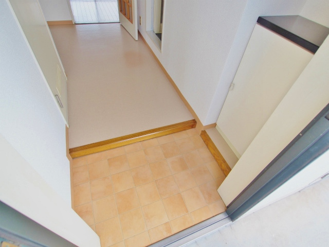 ハマダ矢野ビルの玄関