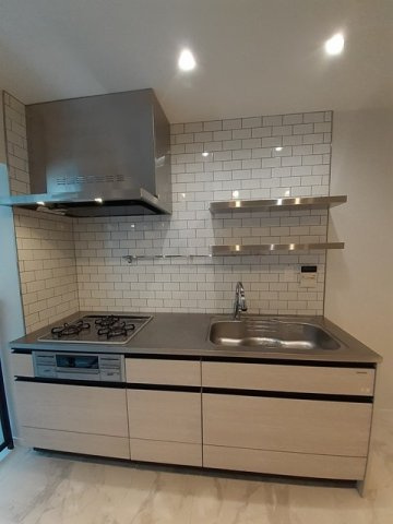 シュトラーレ四番町のキッチン|お料理しやすいキッチンです