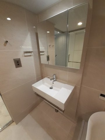 シュトラーレ四番町の洗面所|忙しい朝には欠かせない洗面所です