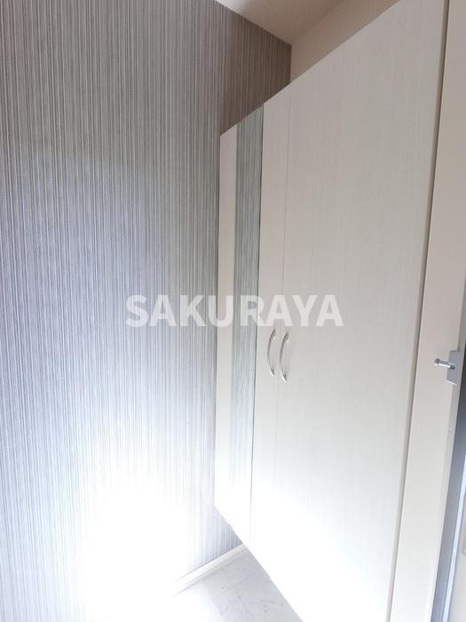 ヘリオスの玄関