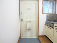 スッキリ使い易い玄関です。