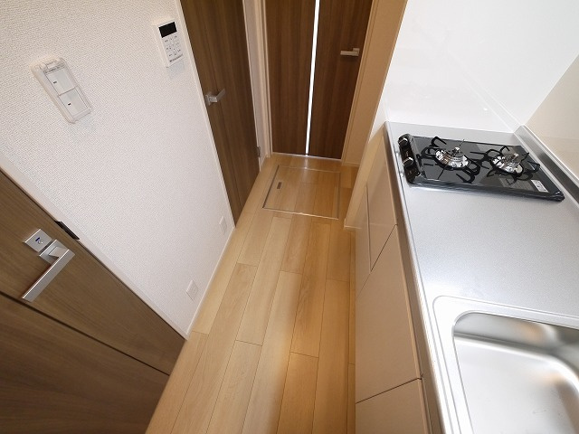 Ｋ－３．四条大路のキッチン|コンパクトなキッチンで掃除もラクラク