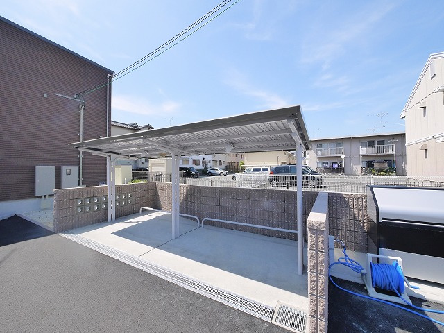Ｋ－３．四条大路のその他共用部分|屋根付きの駐輪場があります