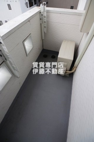 RadIAnce丸の内のバルコニー