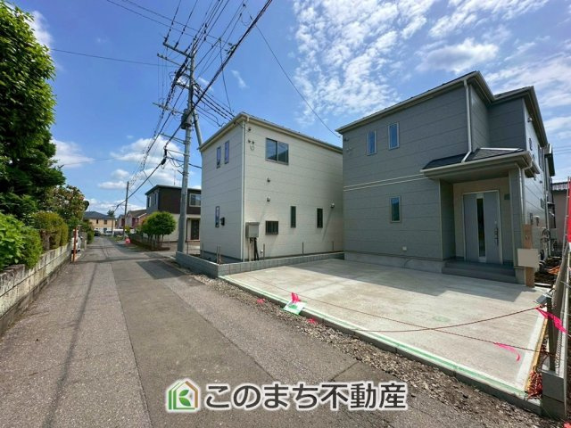 ハートフルタウン宇都宮市白沢町2061番の前面道路含む現地写真|前面道路は交通量が少なく、運転が苦手な方でも落ち着いて出し入れ出来ます☆
