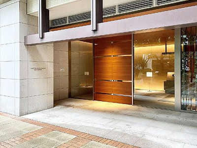 【エントランス】 | CAPITAL GATE PLACE THE TOWER（キャピタルゲートプレイス ザ・タワー）