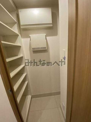 【玄関】 | CAPITAL GATE PLACE THE TOWER（キャピタルゲートプレイス ザ・タワー）