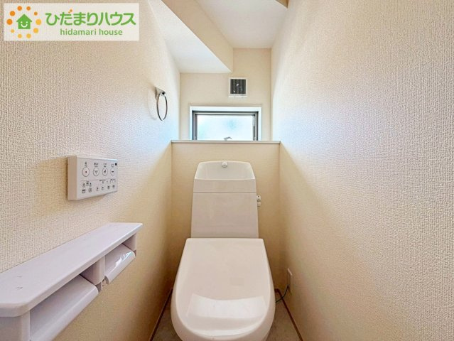 いわき市泉町滝尻第2　新築戸建　2号棟のトイレ|トイレは1F、2F共に完備！取り合いになることがありませんね(^^)/