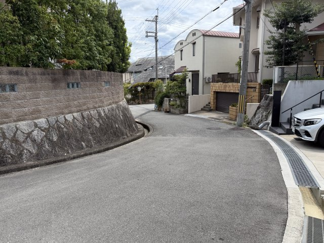 【ヴィレッタの杜】苦楽園六番町Ａの前面道路含む現地写真|前面道路含む現地写真です