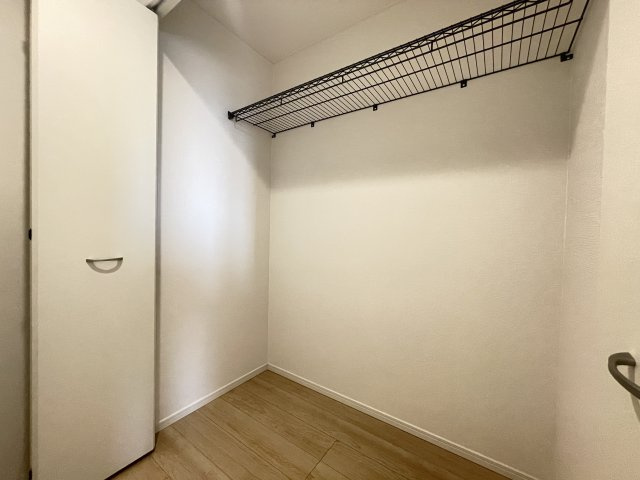 クレイドルガーデン八戸市長者第６　2号棟の収納