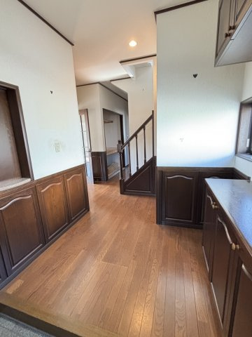 【商談中】勿来町窪田　広々6DKの玄関